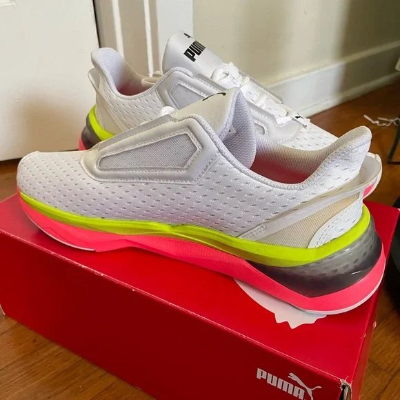 Puma Sneakers with Neon Accents - Picture 3 of 7